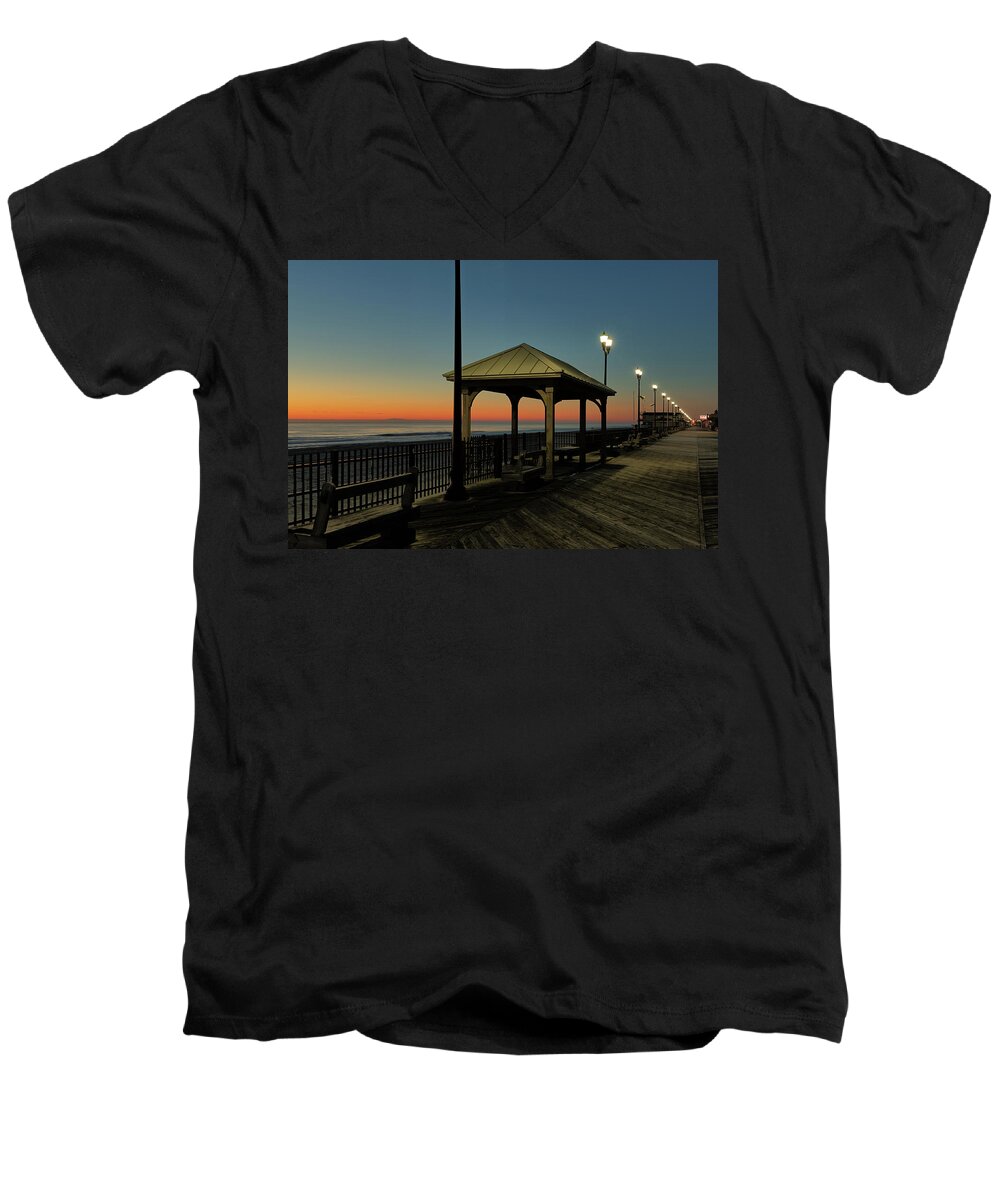 New Jersey Men's V-Neck T-Shirt featuring the photograph Down the Shore at Dawn by Kyle Lee