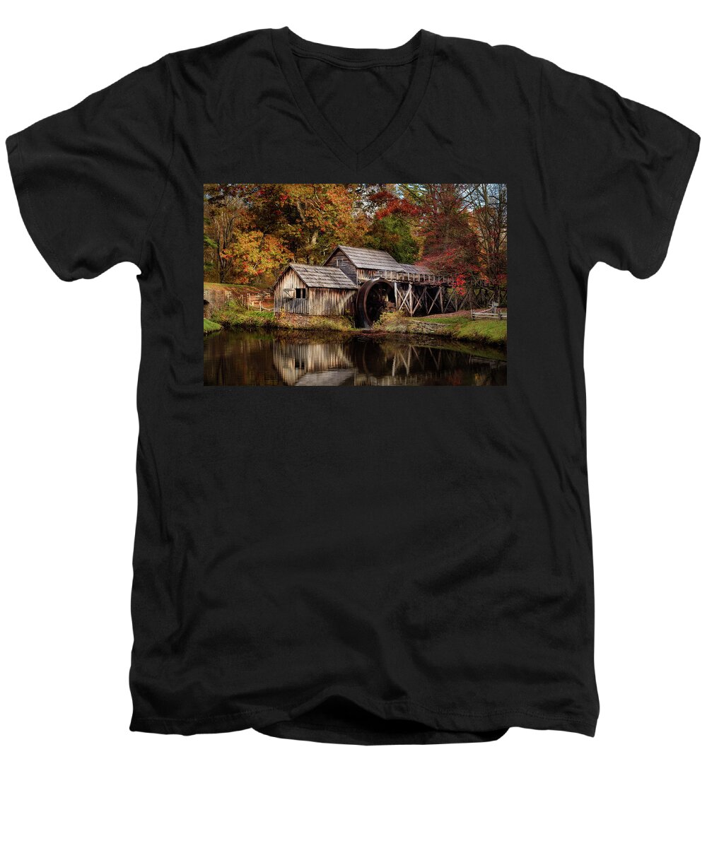 Brp 2012 Fall Tour Men's V-Neck T-Shirt featuring the photograph First Light at Mabry Mill by Deborah Scannell