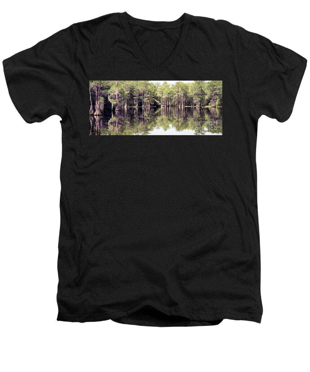 Florida Men's V-Neck T-Shirt featuring the photograph Florida Beauty 10 - Tallahassee Florida by Andrea Anderegg