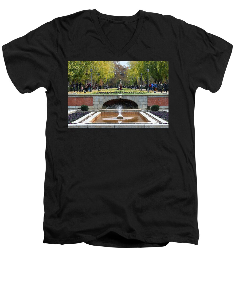Capital Men's V-Neck T-Shirt featuring the photograph fountain in Buen Retiro by Andrew Michael