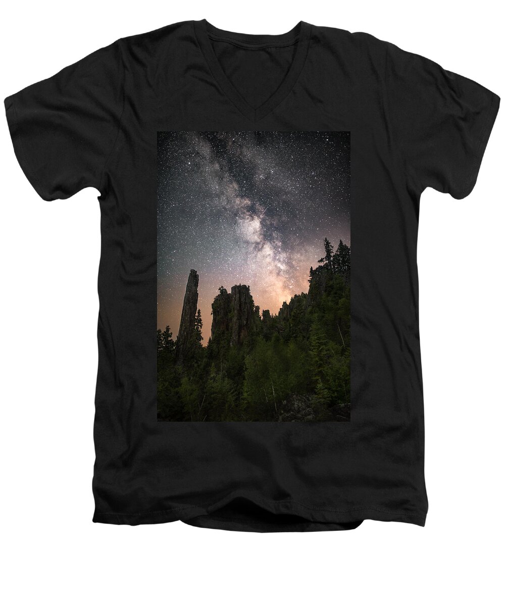 Astrophotography Men's V-Neck T-Shirt featuring the photograph Glowing Horizon by Jakub Sisak