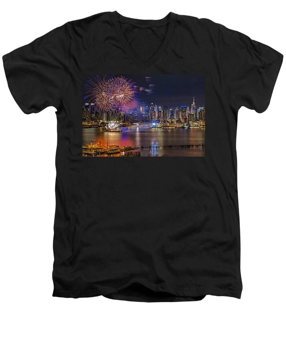 Fireworks Men's V-Neck T-Shirt featuring the photograph Manhattan NYC Summer Fireworks by Susan Candelario