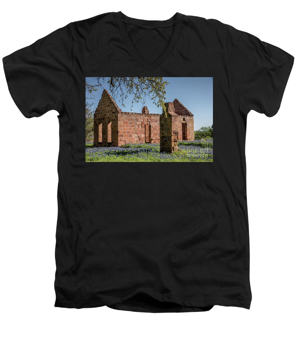Places Men's V-Neck T-Shirt featuring the photograph Pontotoc Ruins by Teresa Wilson