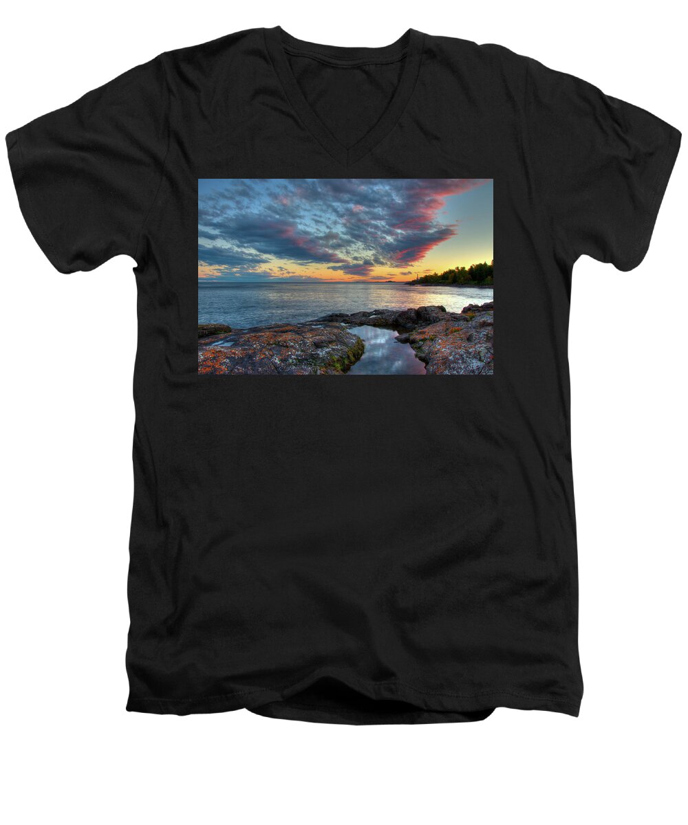 Minnesota Men's V-Neck T-Shirt featuring the photograph Sunset on Lake Superior by Steve Stuller
