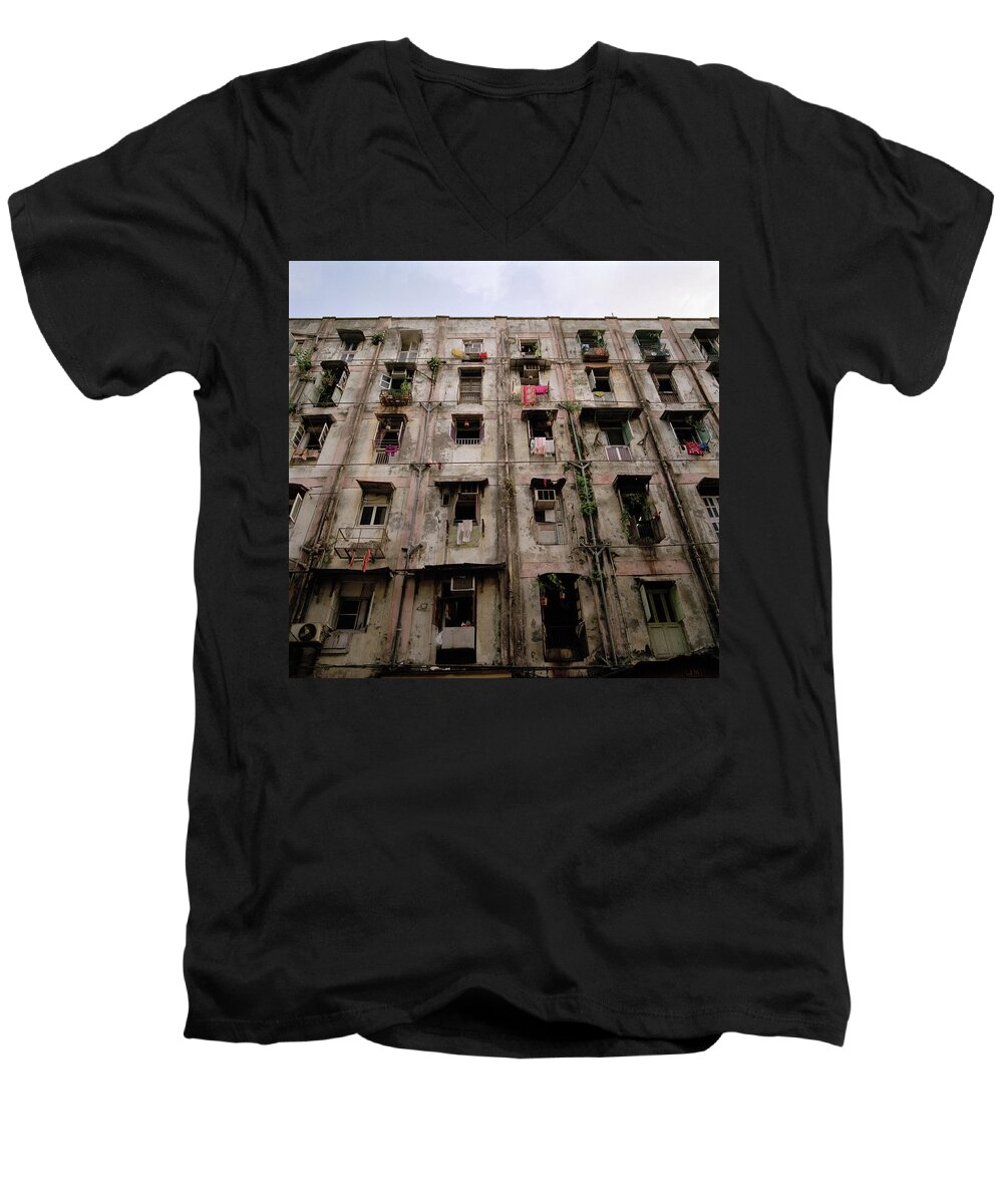 Mumbai Men's V-Neck T-Shirt featuring the photograph Urban Building by Shaun Higson