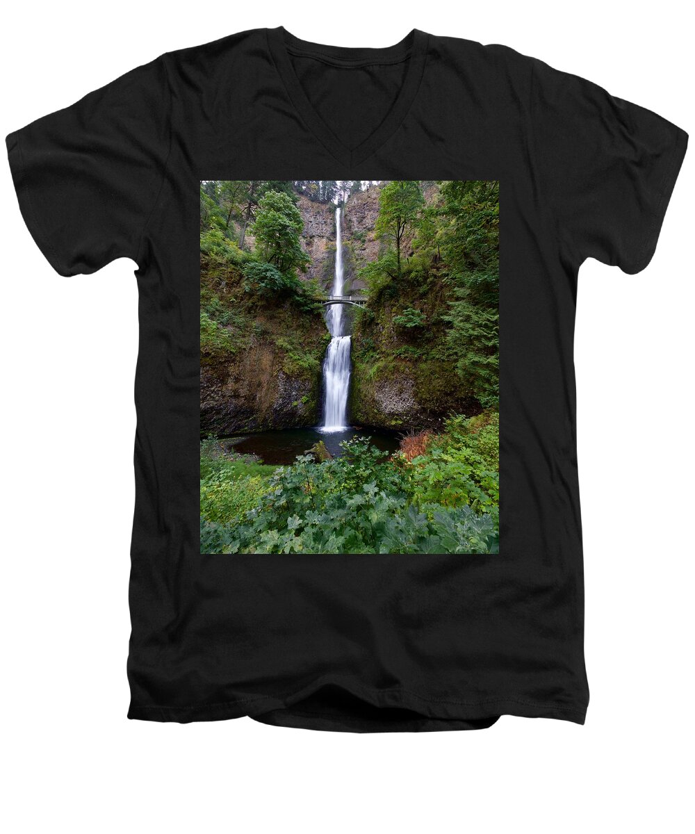 Multnomah Men's V-Neck T-Shirt featuring the photograph Multnomah Falls September by Todd Kreuter