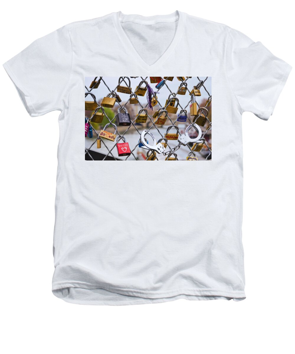 Mimi Men's V-Neck T-Shirt featuring the photograph Mimi and Cloclo by Pablo Lopez
