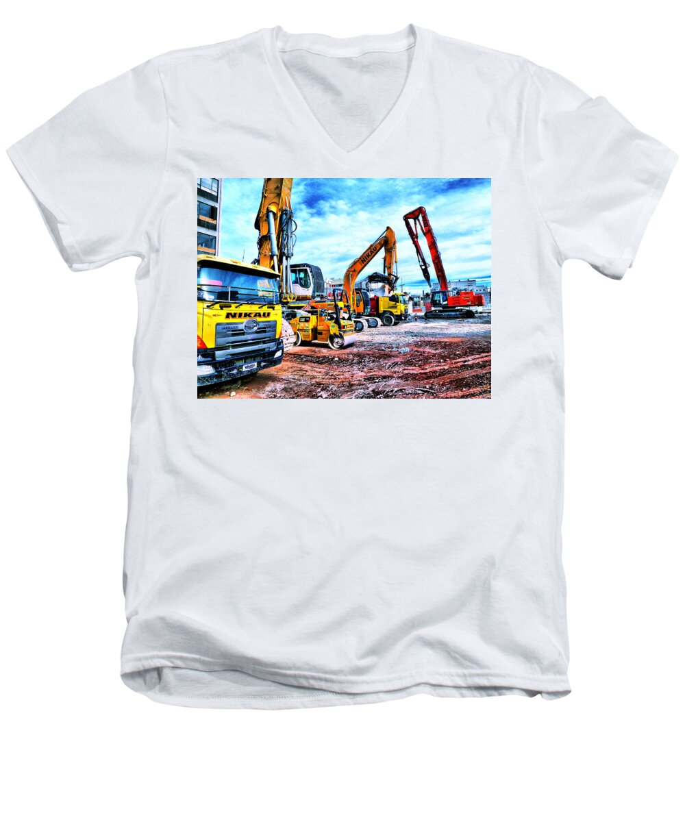 Steam Men's V-Neck T-Shirt featuring the photograph Wacky races by Steve Taylor
