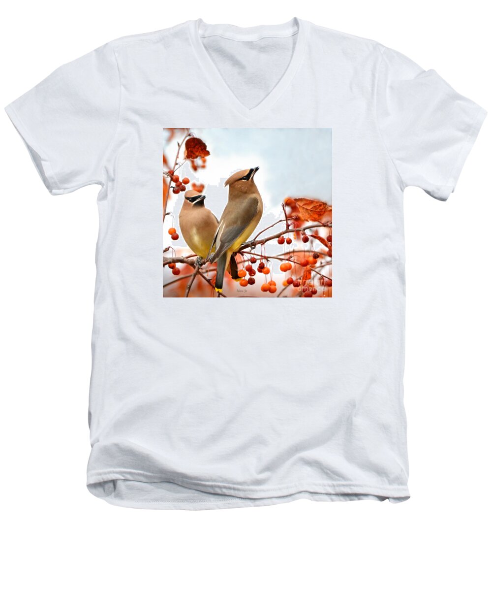 Nature Men's V-Neck T-Shirt featuring the photograph Beautiful Waxwing by Nava Thompson