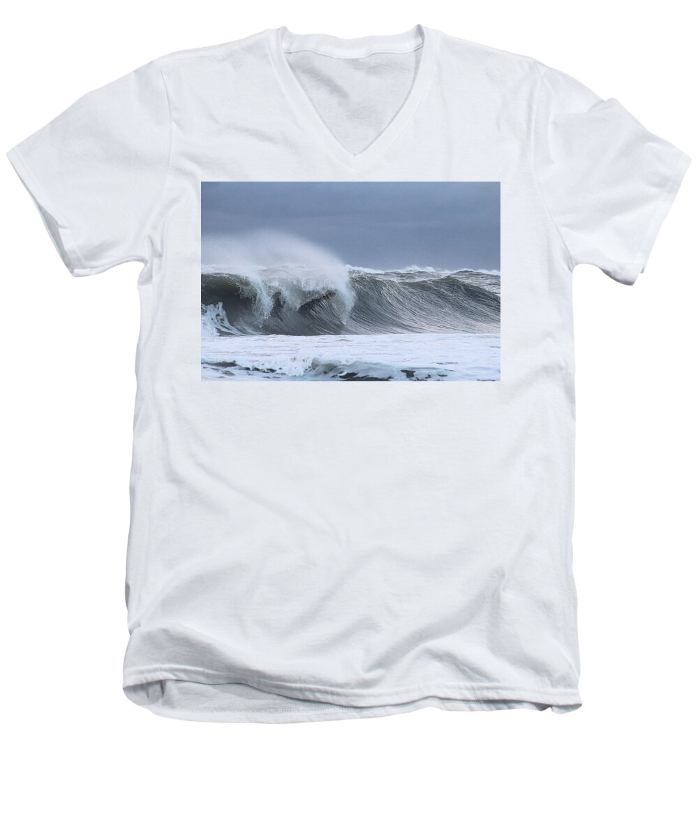 Atlantic Men's V-Neck T-Shirt featuring the photograph Rolling Wave by Robert Banach