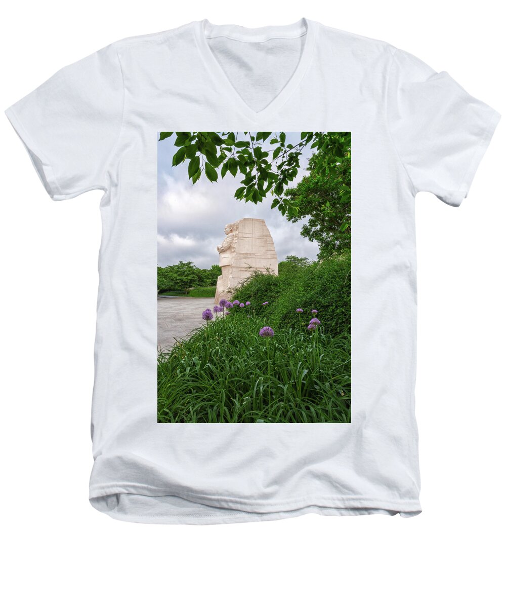 Washington Dc Men's V-Neck T-Shirt featuring the photograph Springtime at the MLK Memorial by Dennis Kowalewski