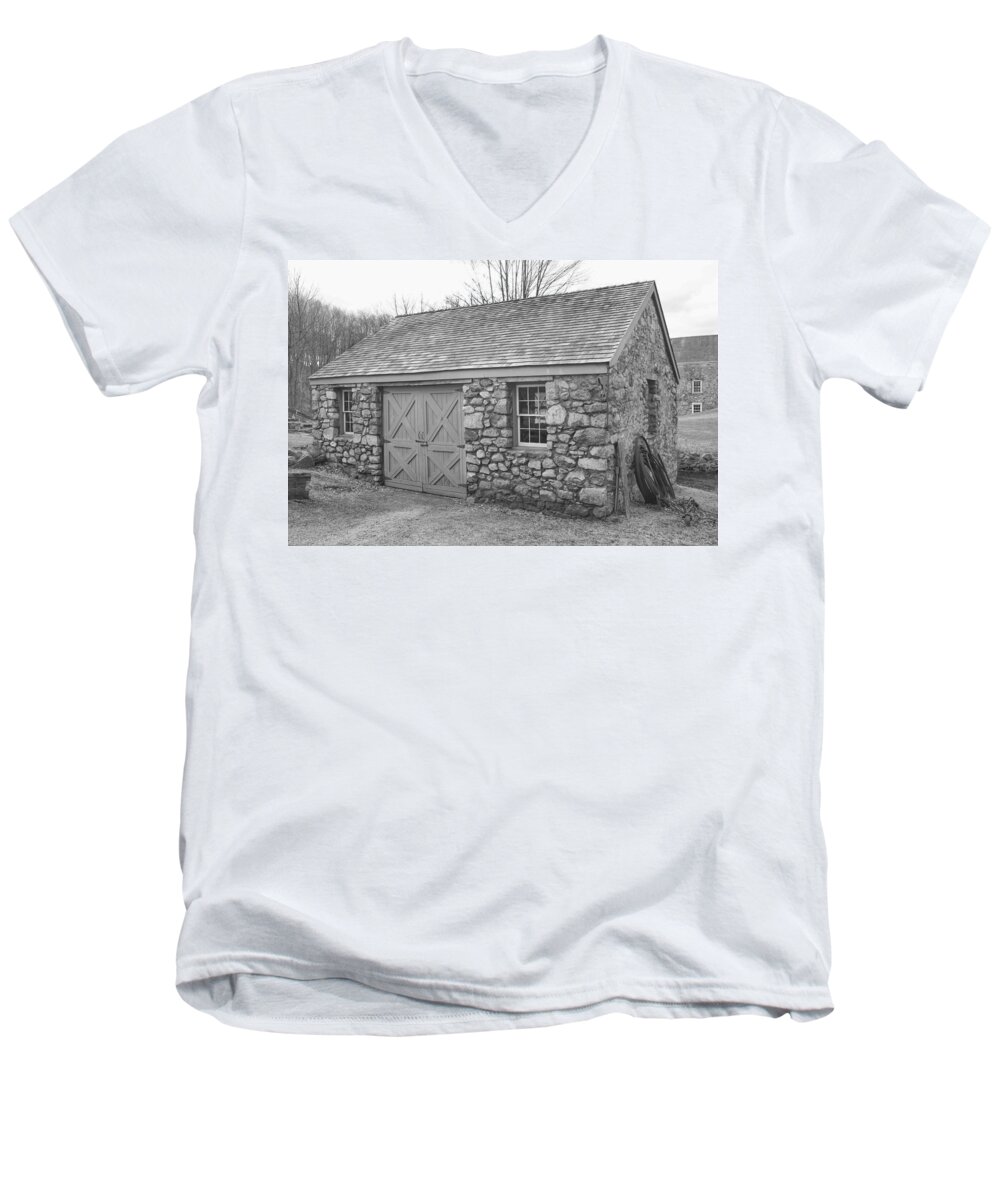 Waterloo Village Men's V-Neck T-Shirt featuring the photograph Lock House, Detail - Waterloo Village by Christopher Lotito