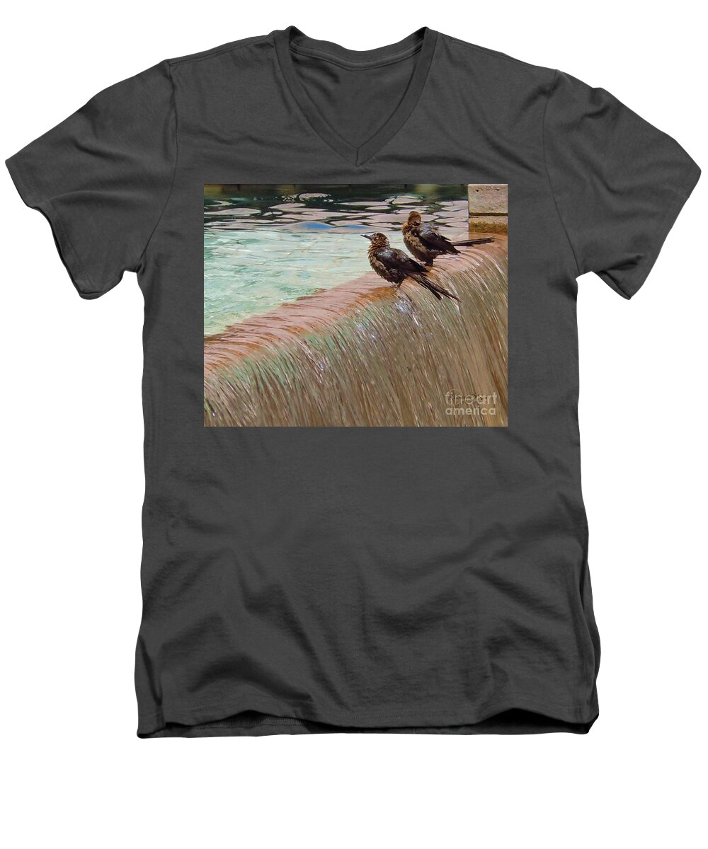 Bath Men's V-Neck T-Shirt featuring the photograph Bath Time at the Adolphus by Robert ONeil