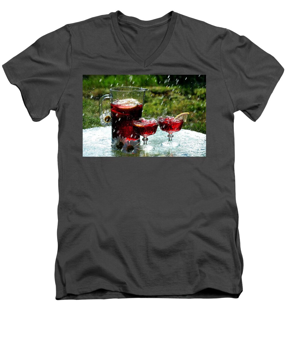 Fresh Men's V-Neck T-Shirt featuring the photograph Cool Off by Randi Grace Nilsberg