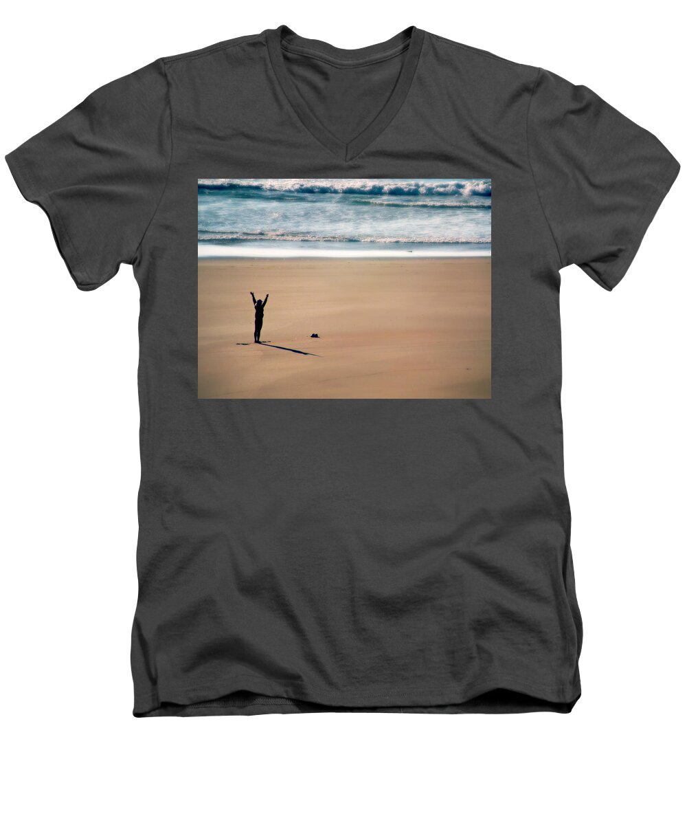 Oregon Men's V-Neck T-Shirt featuring the photograph Harmony by Micki Findlay