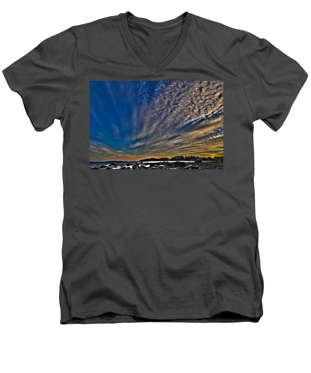 Hdr Coloring Men's V-Neck T-Shirt featuring the photograph Masterpiece by Nature by Randi Grace Nilsberg