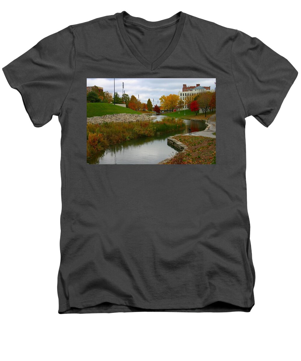 Gene Lahey Mall Men's V-Neck T-Shirt featuring the photograph Omaha in Color by Elizabeth Winter