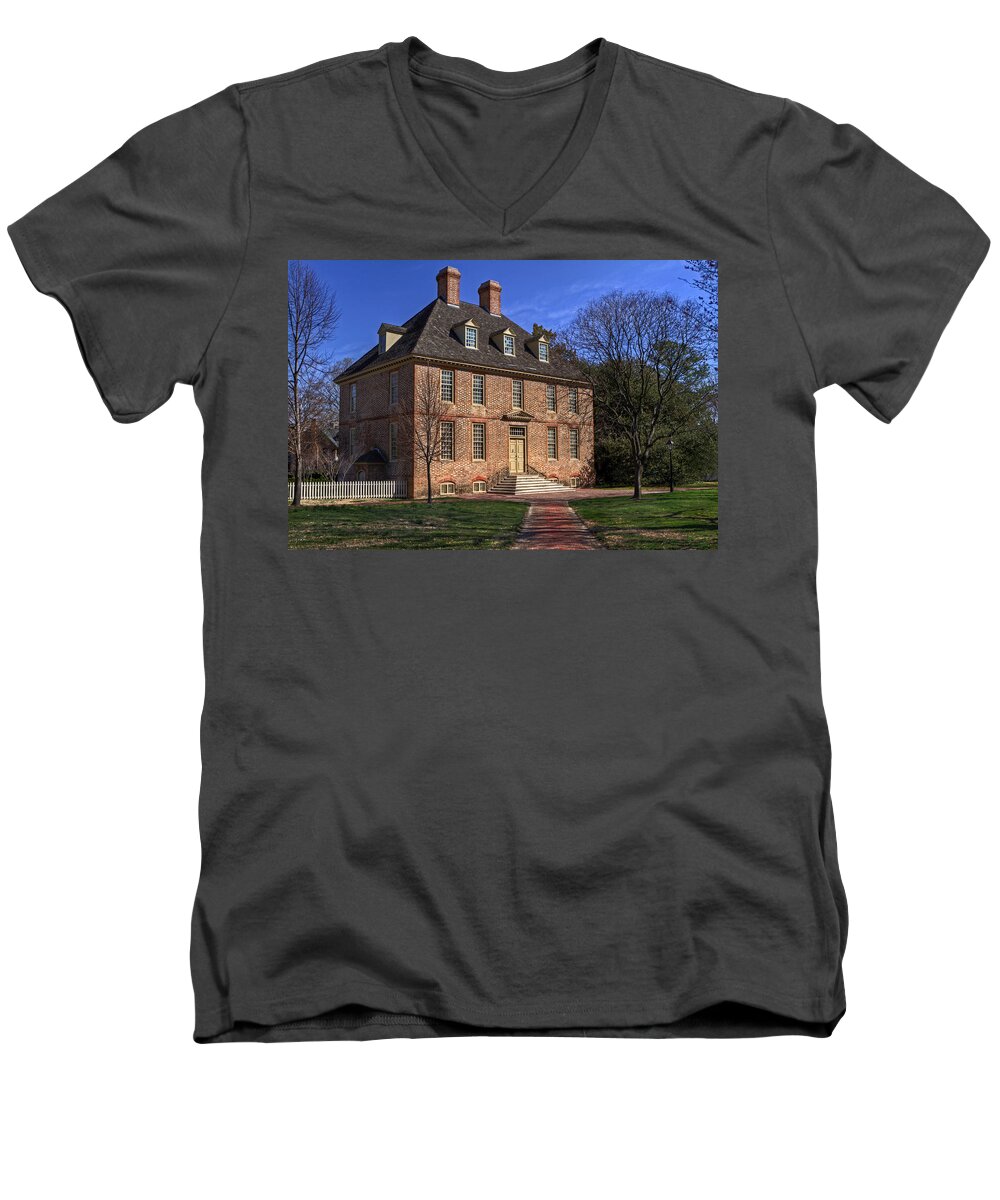William & Mary Men's V-Neck T-Shirt featuring the photograph President's House College of William and Mary by Jerry Gammon