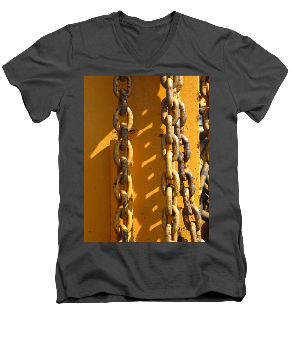 Rust Art Men's V-Neck T-Shirt featuring the photograph The Weakest Link by Bill Tomsa