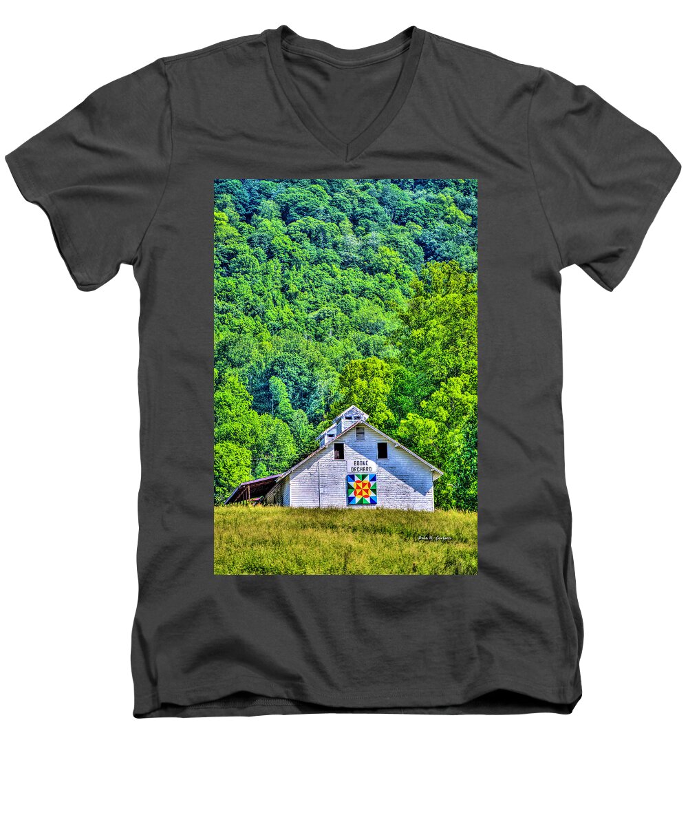 Barn Quilts Men's V-Neck T-Shirt featuring the photograph Bioloxi Fox Chase Quilt by Dale R Carlson