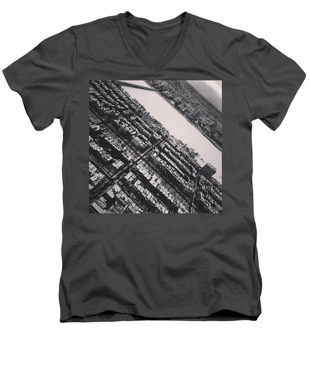 East Coast Men's V-Neck T-Shirt featuring the photograph Black And White Boston by Kate Arsenault 