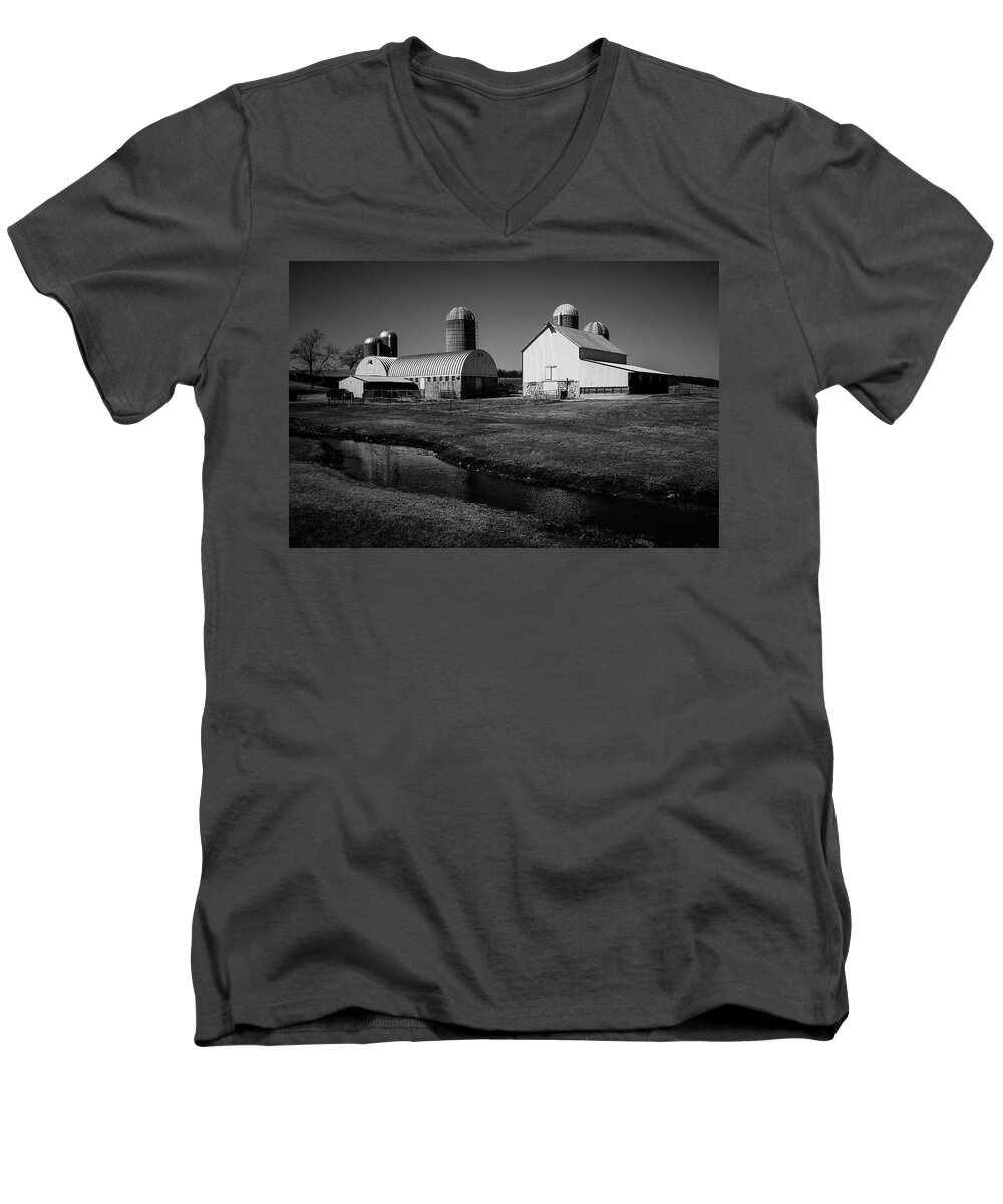 Black Men's V-Neck T-Shirt featuring the photograph Classic Wisconsin Farm by Viviana Nadowski