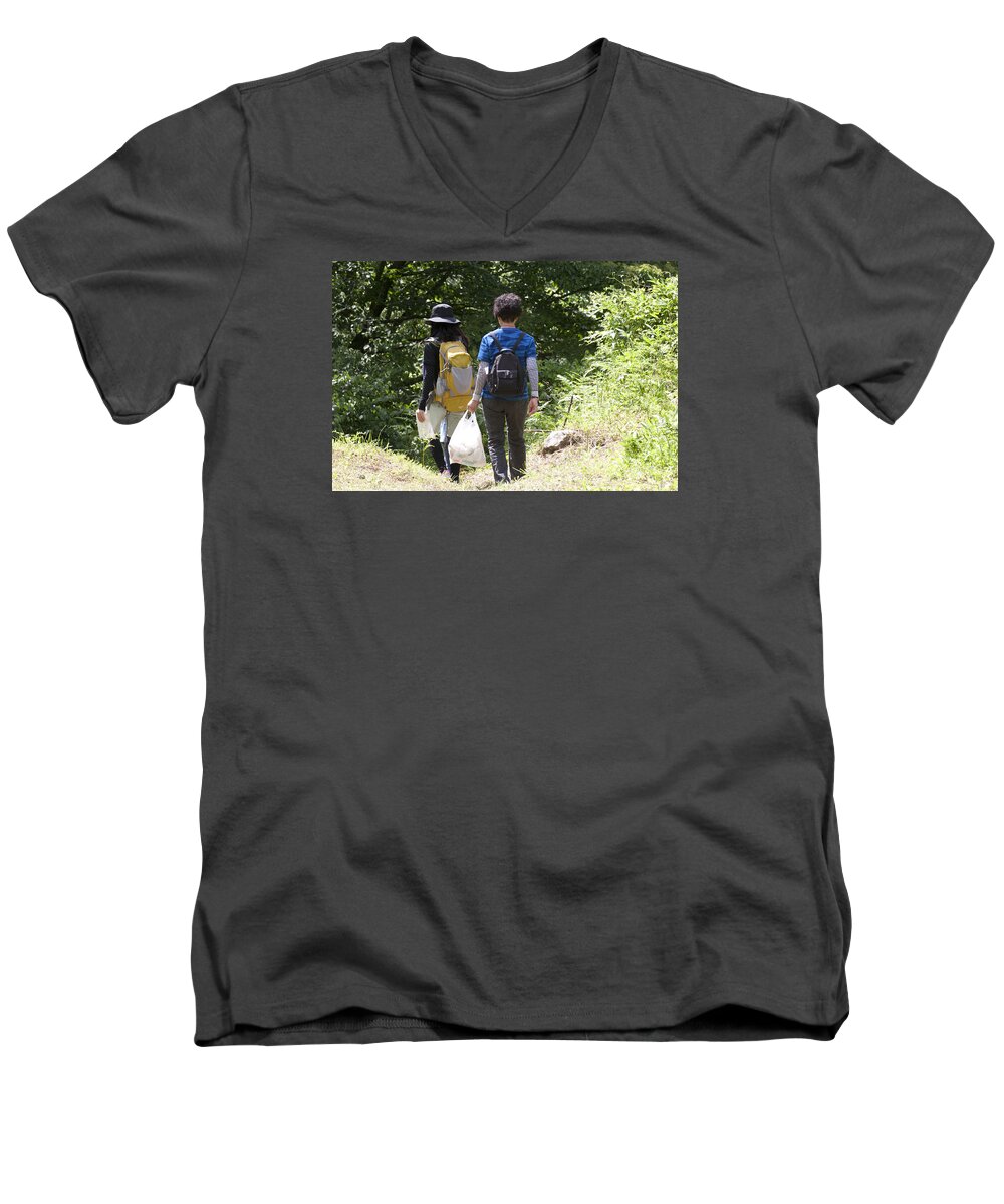 Family Men's V-Neck T-Shirt featuring the photograph Follow Me 2 by Masami Iida