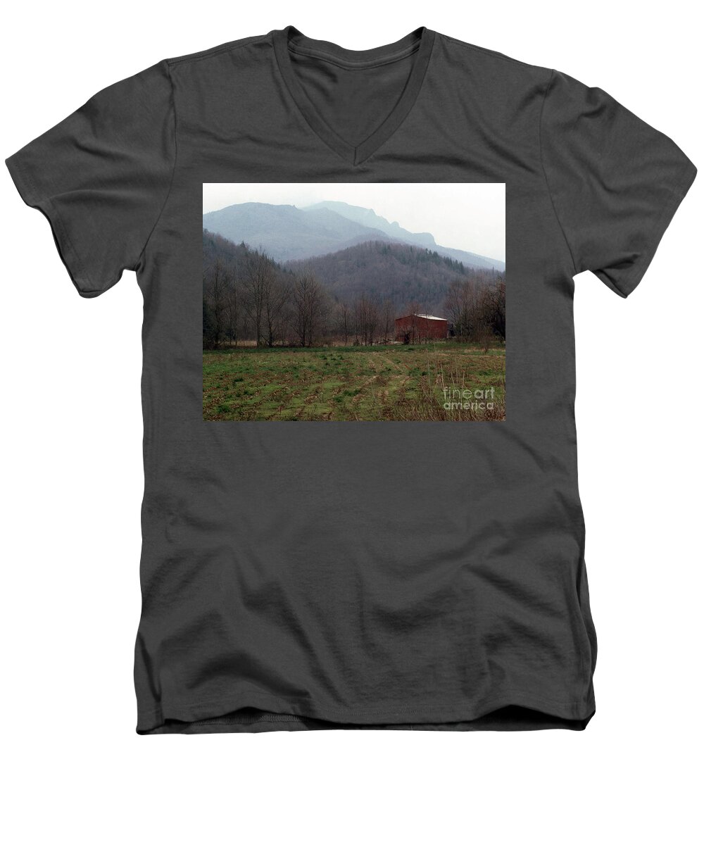 North Carolina Men's V-Neck T-Shirt featuring the photograph Grandfather Mountain by Richard Rizzo