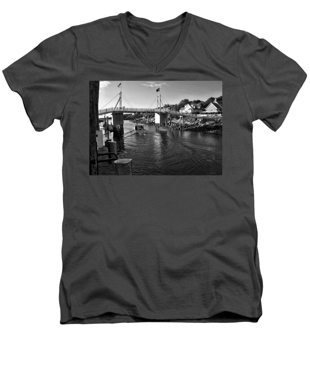 Maine Men's V-Neck T-Shirt featuring the photograph Heading to Sea - Perkins Cove - Maine by Steven Ralser
