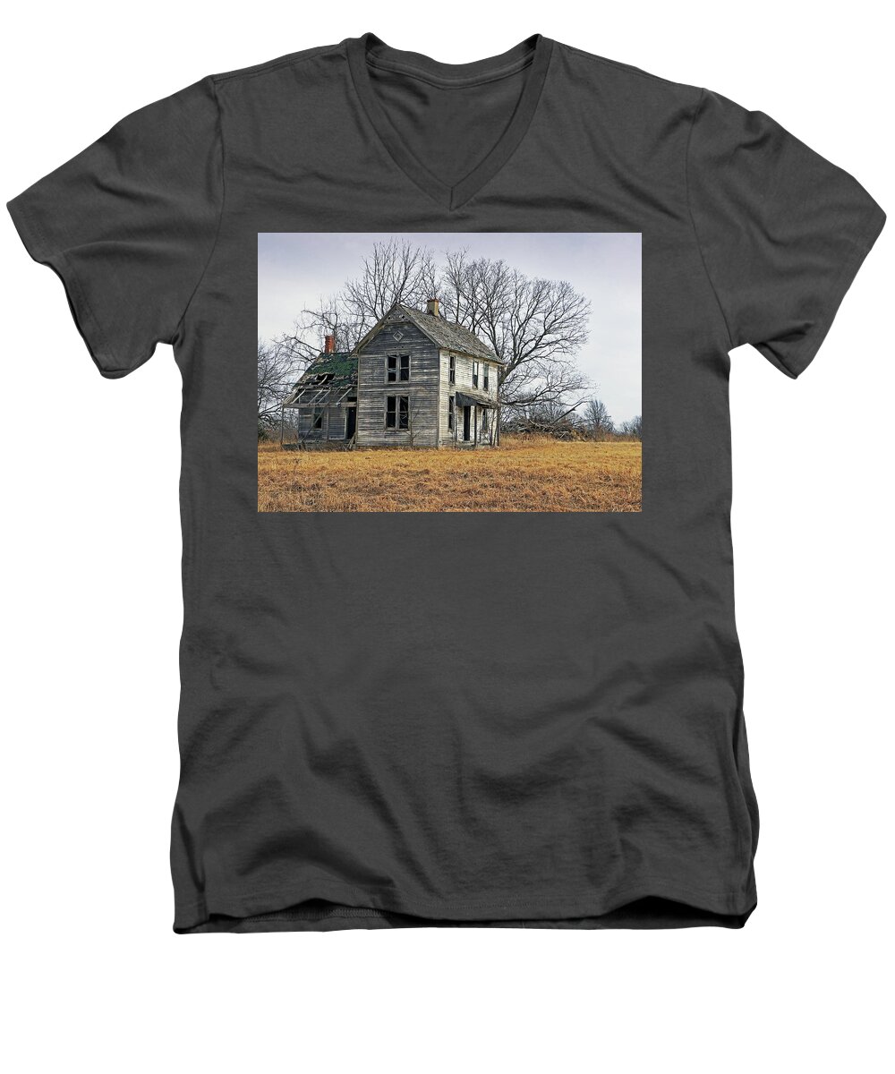 House Men's V-Neck T-Shirt featuring the photograph House of Kansas Past by Christopher McKenzie