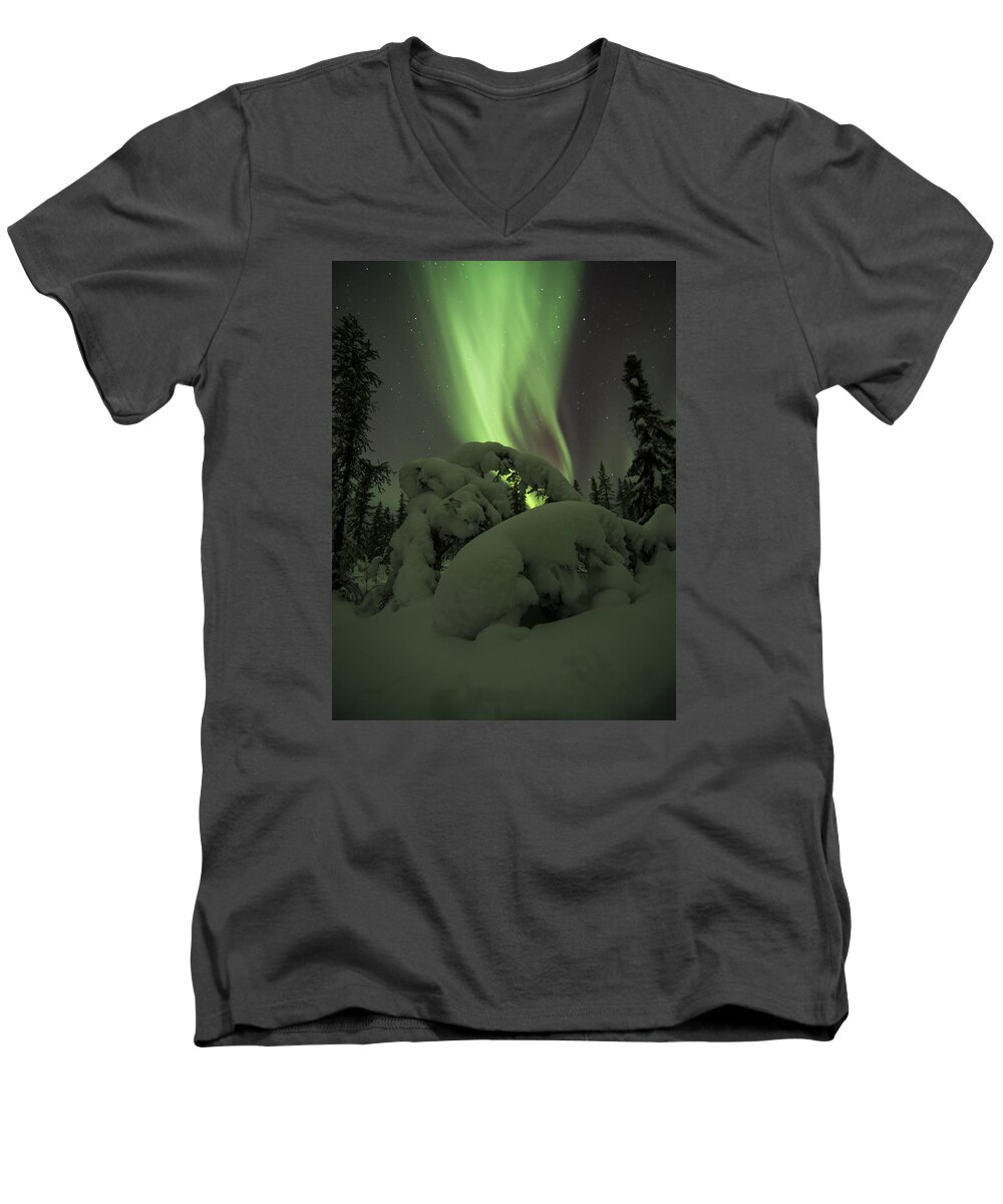 Alaska Men's V-Neck T-Shirt featuring the photograph Leaning Spruce Aurora by Ian Johnson