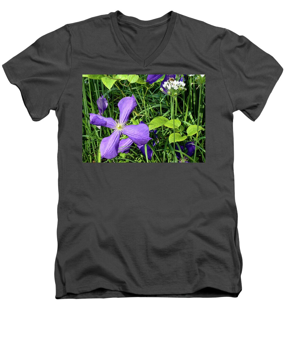 © Tom Potter Men's V-Neck T-Shirt featuring the photograph Purple by Tom Potter