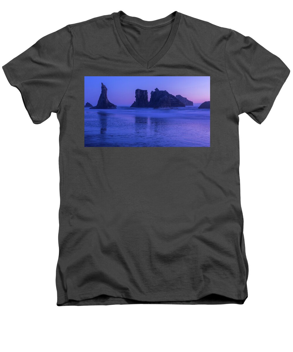 Bandon Men's V-Neck T-Shirt featuring the photograph Seastack Sunset in Bandon by Brenda Jacobs