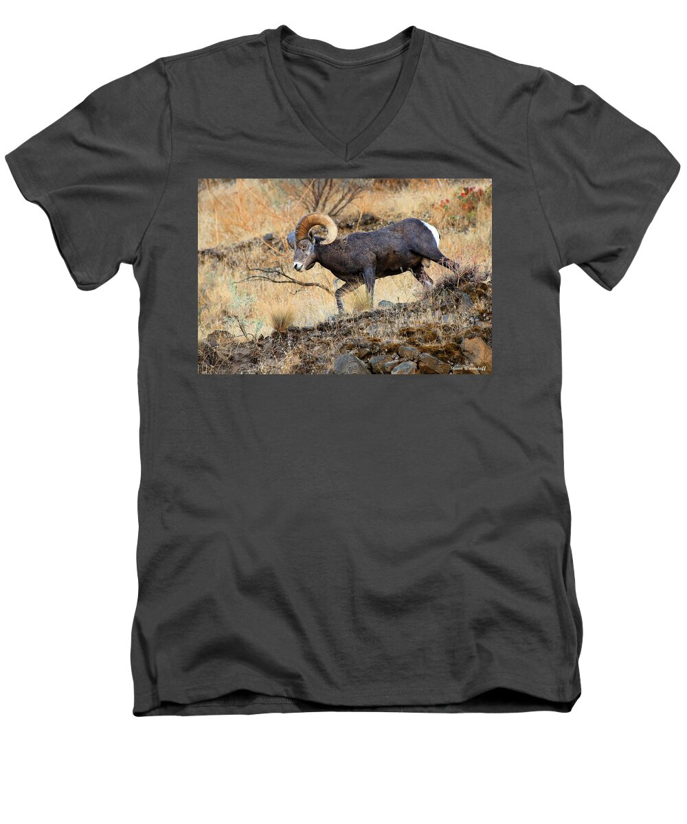 Oregon Men's V-Neck T-Shirt featuring the photograph Still Com'n by Steve Warnstaff
