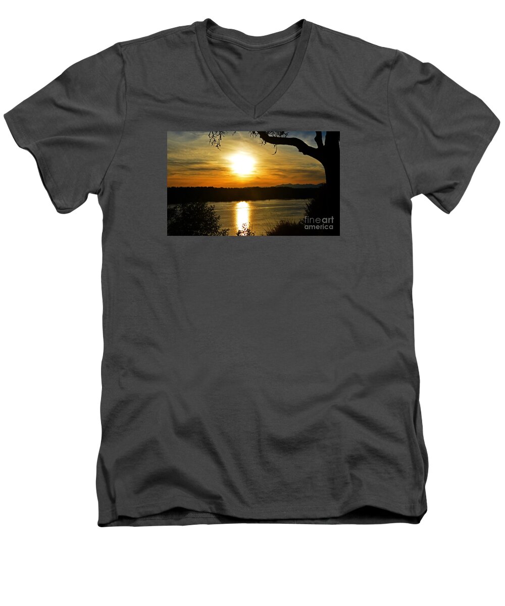 Washington Men's V-Neck T-Shirt featuring the photograph Summer Sunset by Frank Larkin