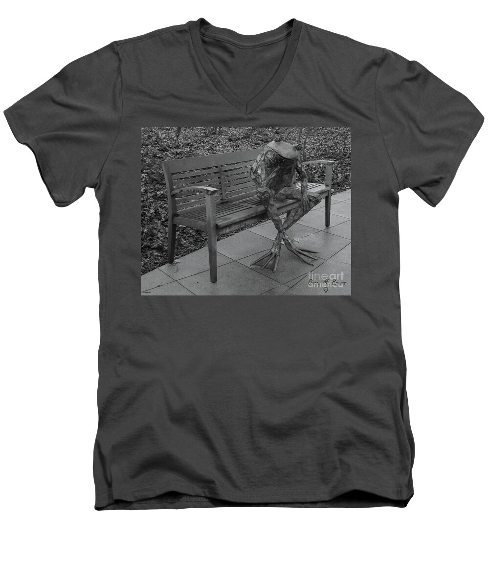 Frog Men's V-Neck T-Shirt featuring the photograph The Thinking Frog by Donna Brown