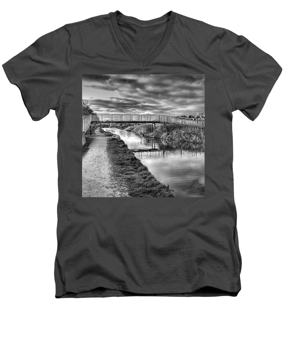 Canal Men's V-Neck T-Shirt featuring the photograph The Unfortunately Named Cat Gallows by John Edwards