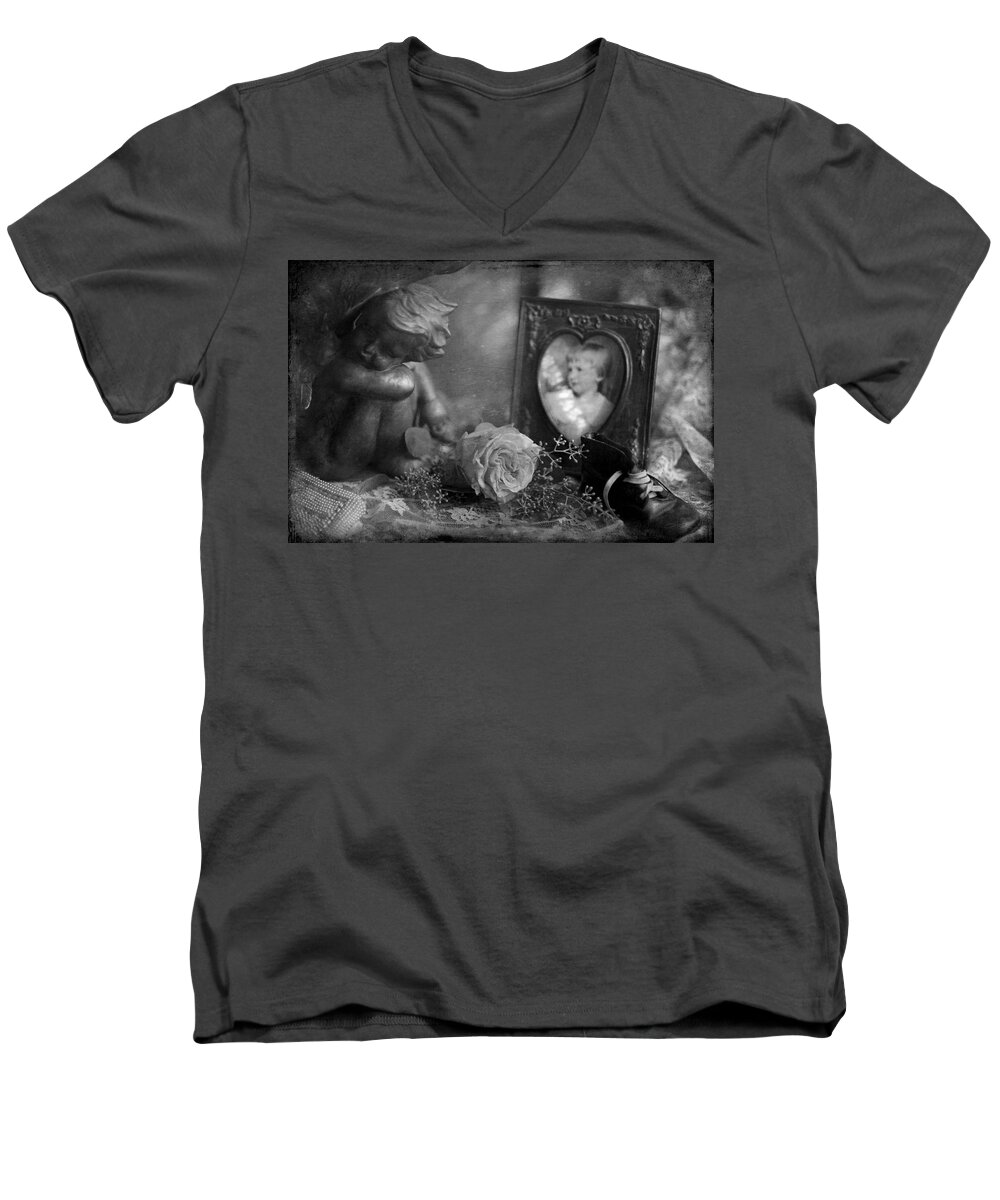 Vintage Men's V-Neck T-Shirt featuring the photograph Treasured Memories by Jill Love