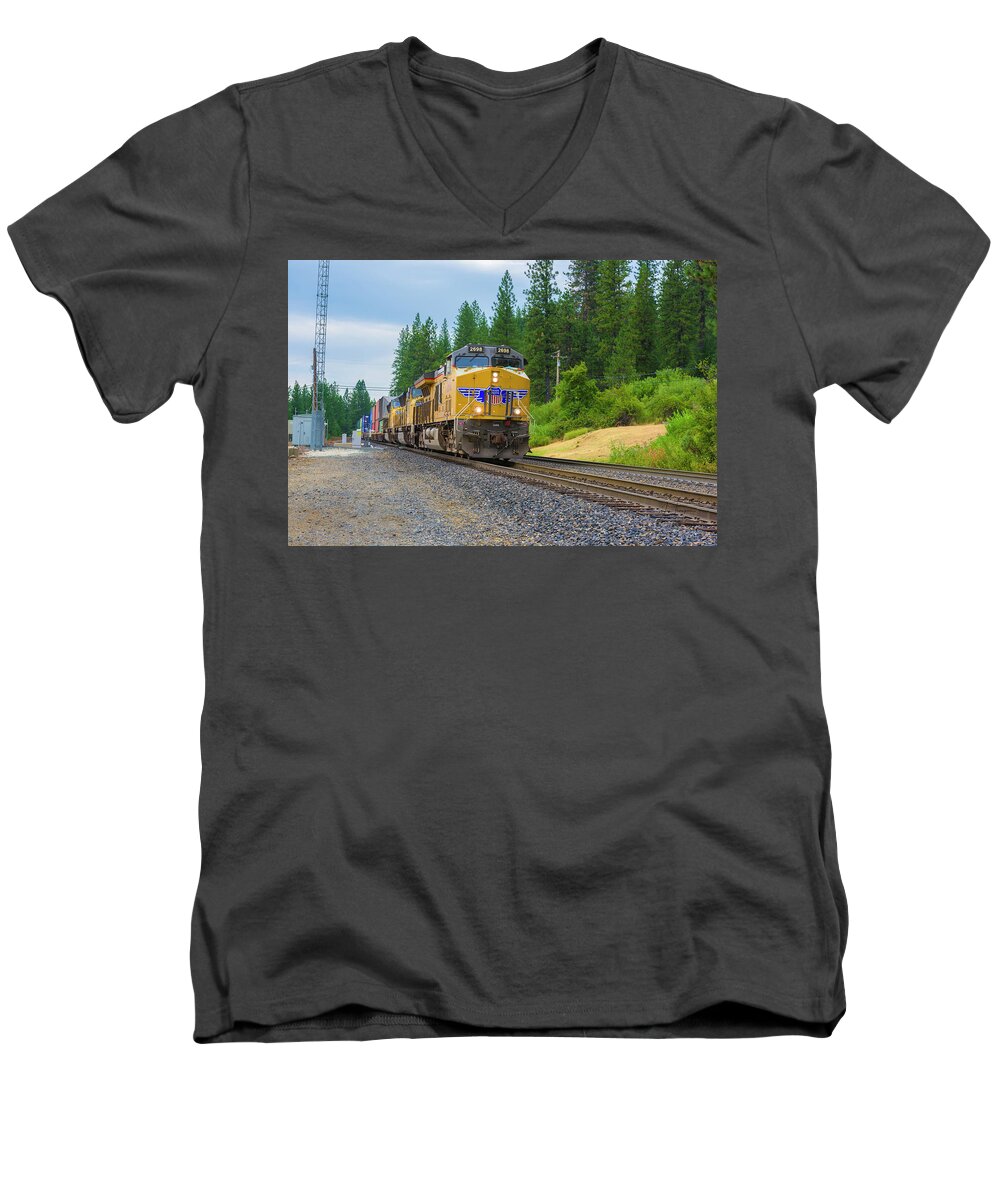 Dutch Flat Men's V-Neck T-Shirt featuring the photograph Up5698 by Jim Thompson