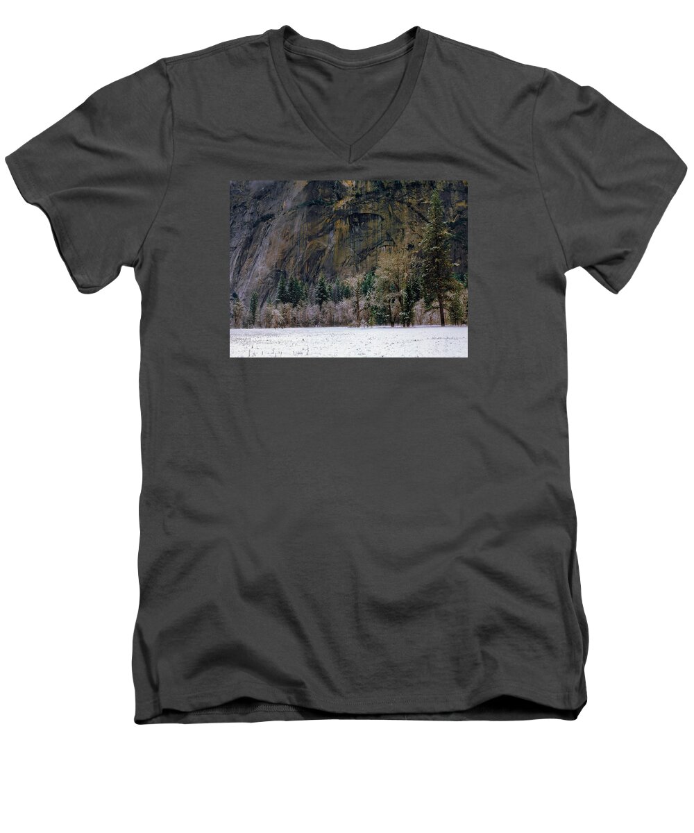 Landscape Men's V-Neck T-Shirt featuring the photograph Valley Morning by Paul Breitkreuz