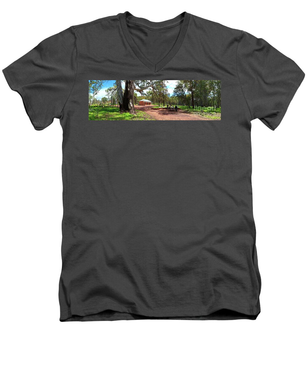 Wilpena Pound Homestead Historical Heritage Flinders Ranges South Australia Australian Landscape Landscapes Pano Panorama Gum Trees Men's V-Neck T-Shirt featuring the photograph Wilpena Pound Homestead by Bill Robinson