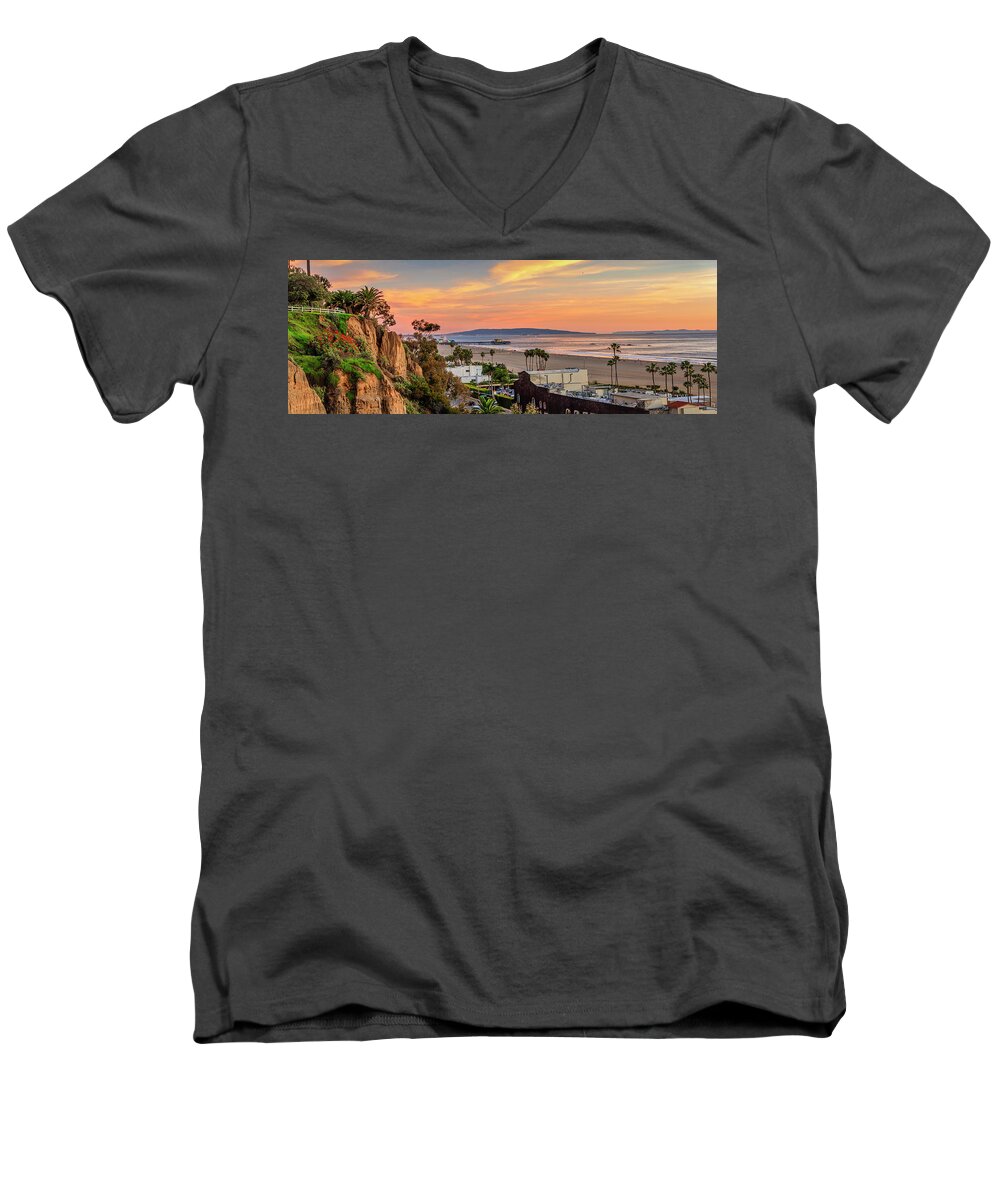 Los Angeles Men's V-Neck T-Shirt featuring the photograph A Nice Evening In The Park - Panorama by Gene Parks
