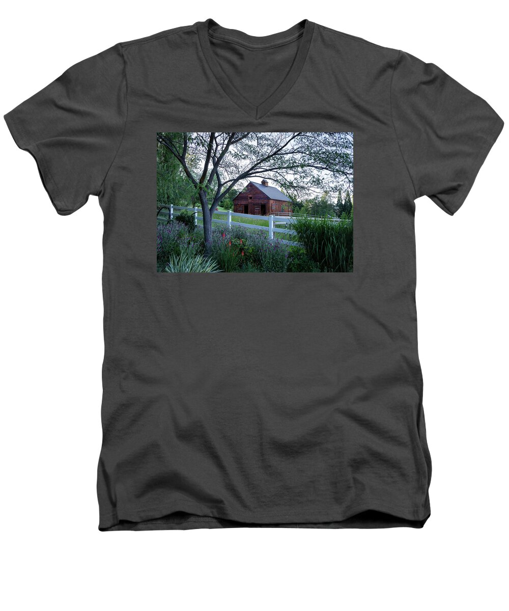 Barn Men's V-Neck T-Shirt featuring the photograph Country Memories by Steven Clark
