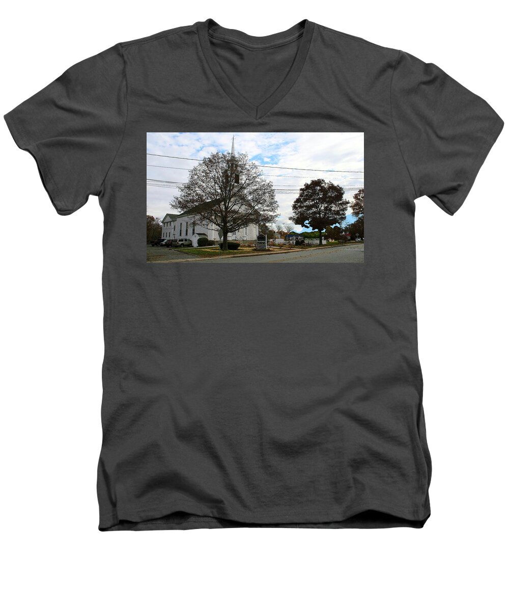 Church Men's V-Neck T-Shirt featuring the digital art Federated Church Ashland Mass by Cliff Wilson
