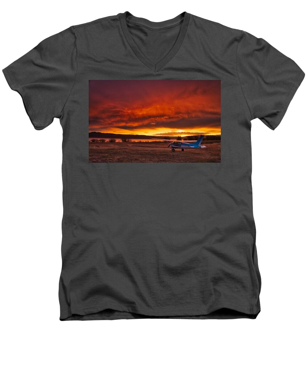 Cessna Men's V-Neck T-Shirt featuring the photograph Skylane Sunrise by Tom Gresham
