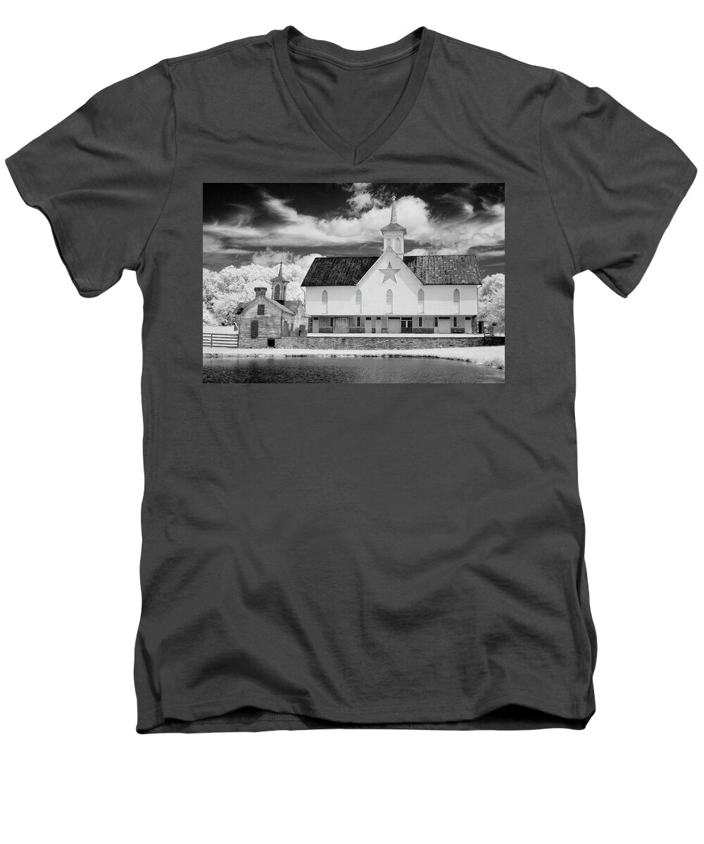 Dir-ea-0104 Men's V-Neck T-Shirt featuring the photograph The Star Barn in Infrared by Paul W Faust - Impressions of Light