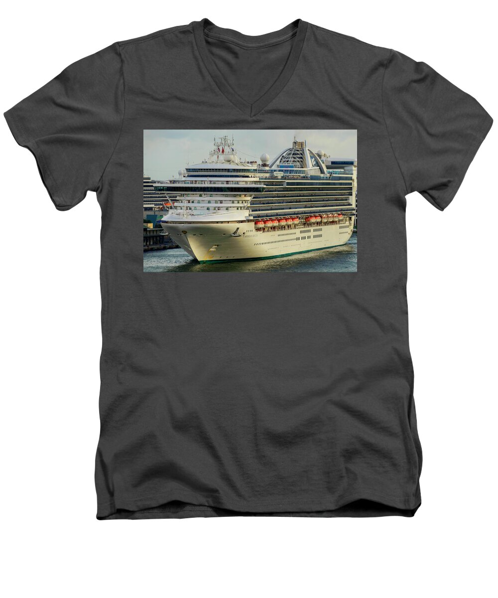 Ship Men's V-Neck T-Shirt featuring the photograph Caribbean Princess #1 by AE Jones