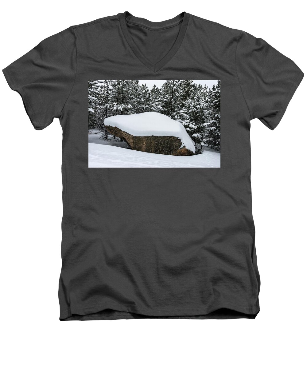 Colorado Men's V-Neck T-Shirt featuring the photograph Big Rock - 0623 by Jerry Owens