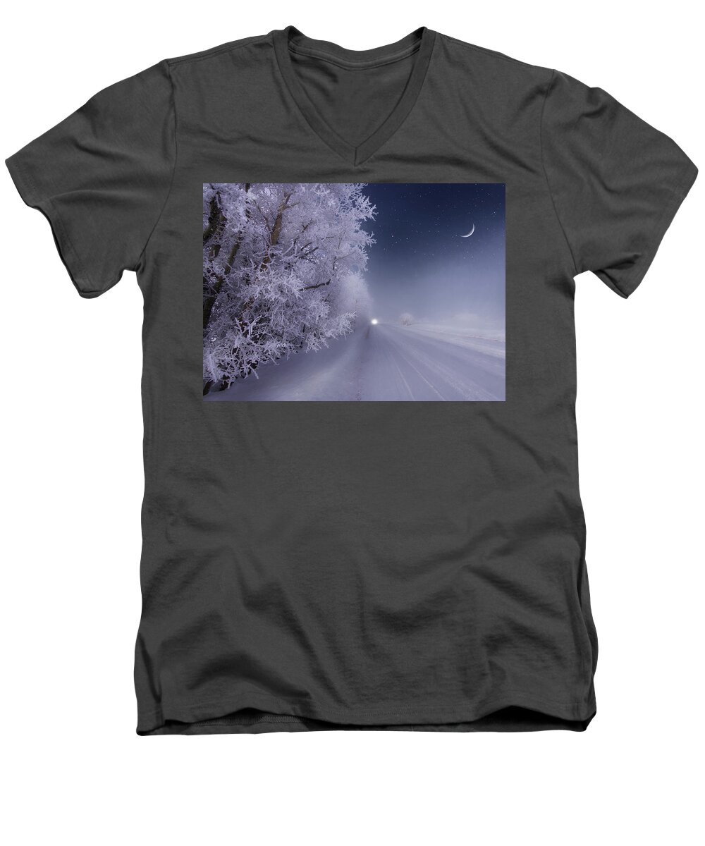Landscape Men's V-Neck T-Shirt featuring the photograph Midnight on the Prairie by Dan Jurak