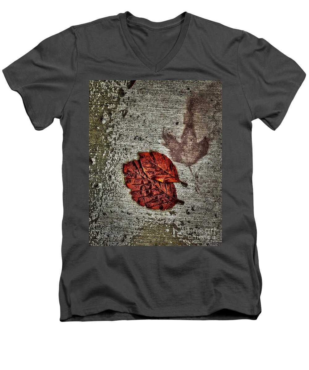 Leaf Men's V-Neck T-Shirt featuring the photograph Natures Printing Press by Suzanne Lorenz